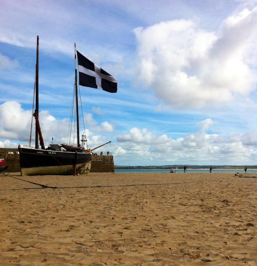 Oystercatcher St. Ives Exterior photo